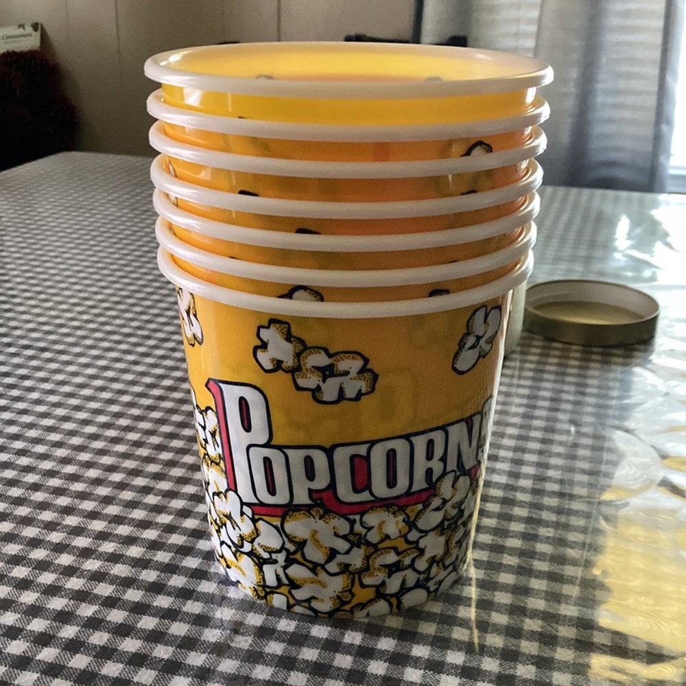 Popcorn 🍿 yellow containers , set of 7 bucket tubs